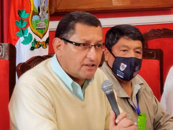 Oscar-Montes-Gobernador de Tarija