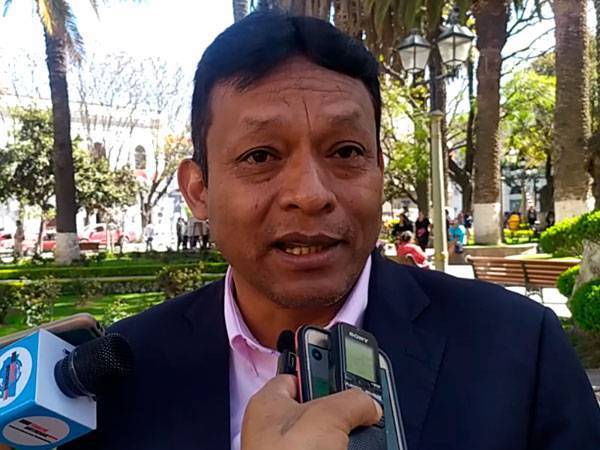 Waldo Flores Desayuno Escolar