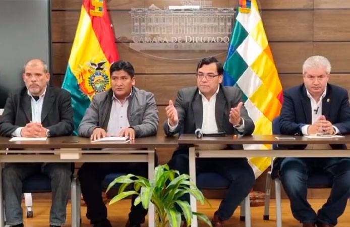 Jefes tres fuerzas políticas