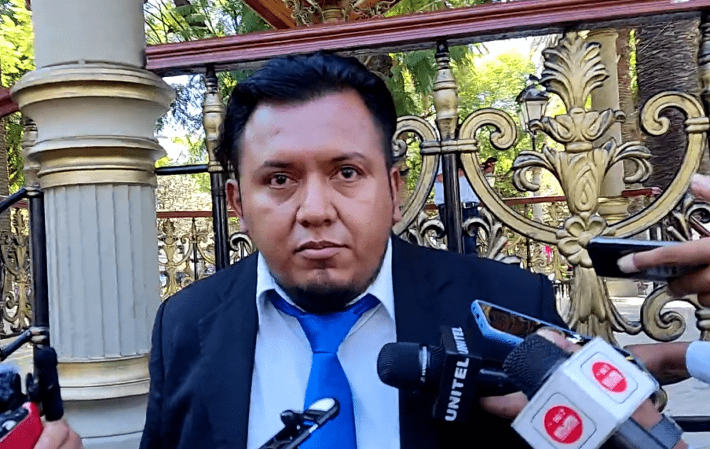 Xavier Guerrero, Abogado U Fest