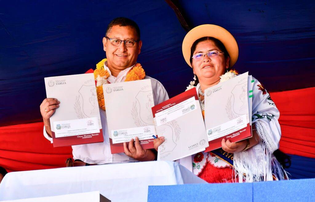 Oscar Montes y Sara Armella