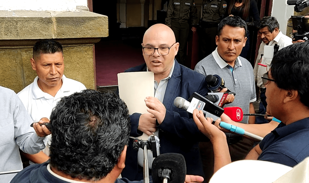 Discusión Gobernación Vecinos