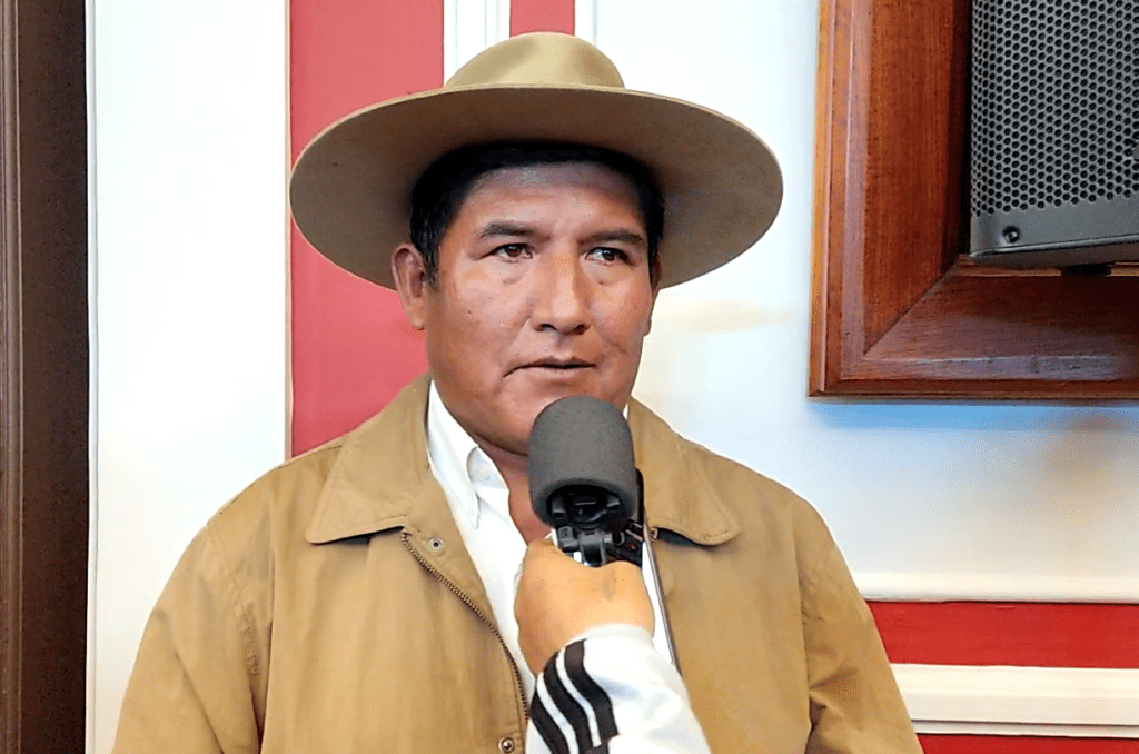 Ademar Yufra, Comunidades Observadas
