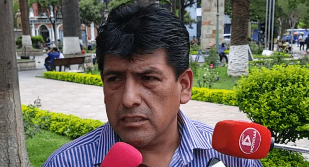 Richard López, Transporte
